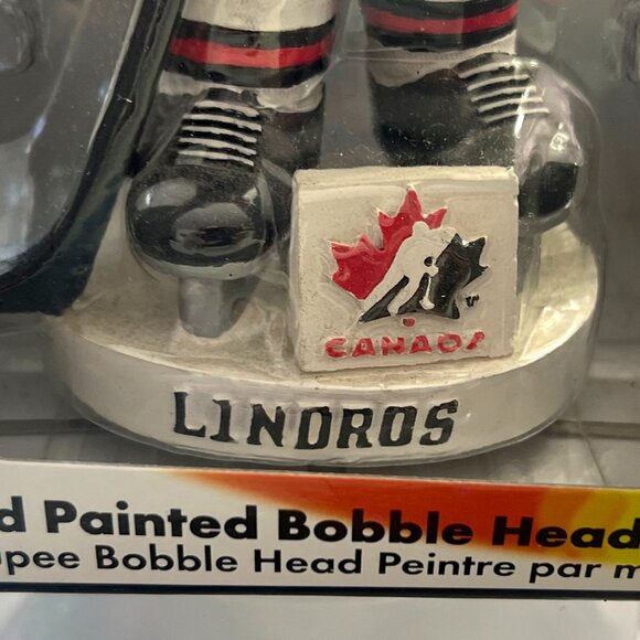 Eric Lindros Hand Painted Bobblehead by Animation In Motion Collectible Series! - Picture 2 of 6